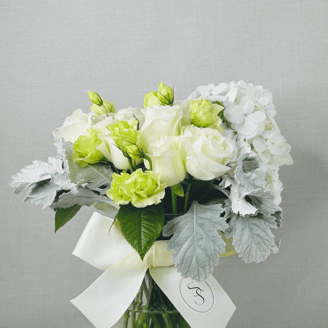 Flores blancas hortensias