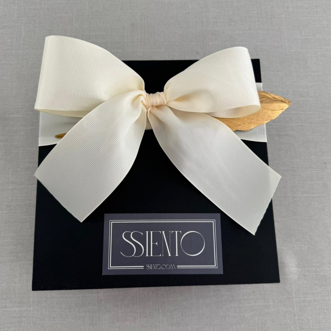 TAPA DE LA CAJA CON MIX DULCE Y SALADO