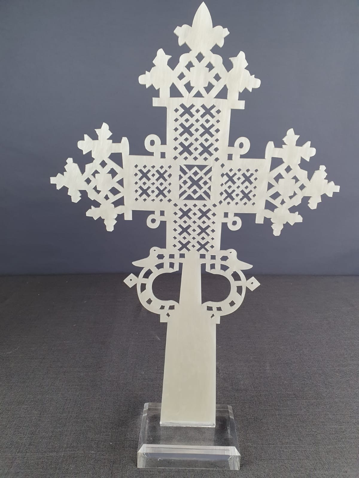 CRUZ DE ACRILICO - Imagen 3