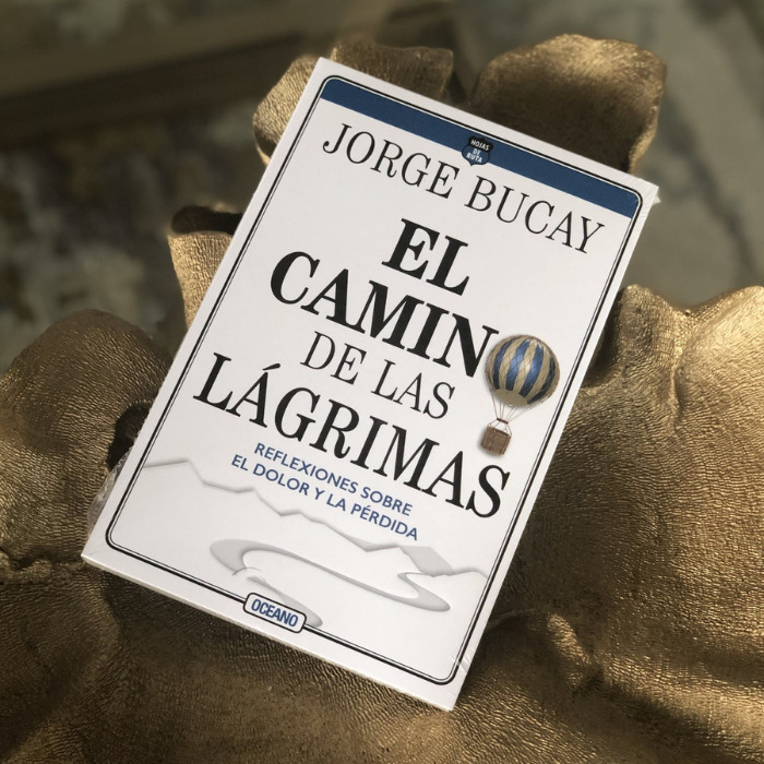 LIBRO, "Aprendiendo a decir adiós" y "El Camino de las Lágrimas"