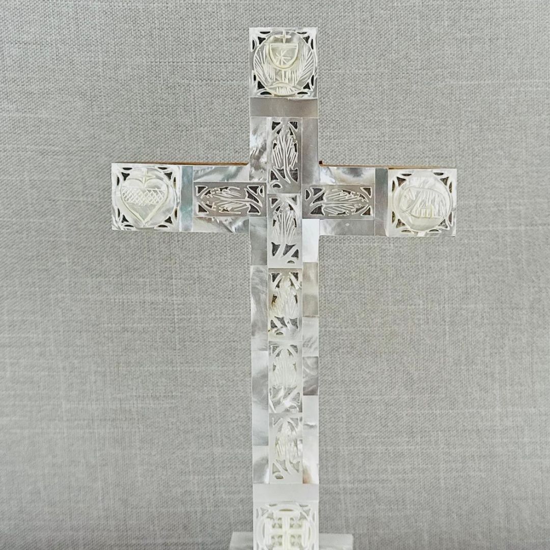 CRUZ DE MADRE PERLA TIERRA SANTA - Imagen 2