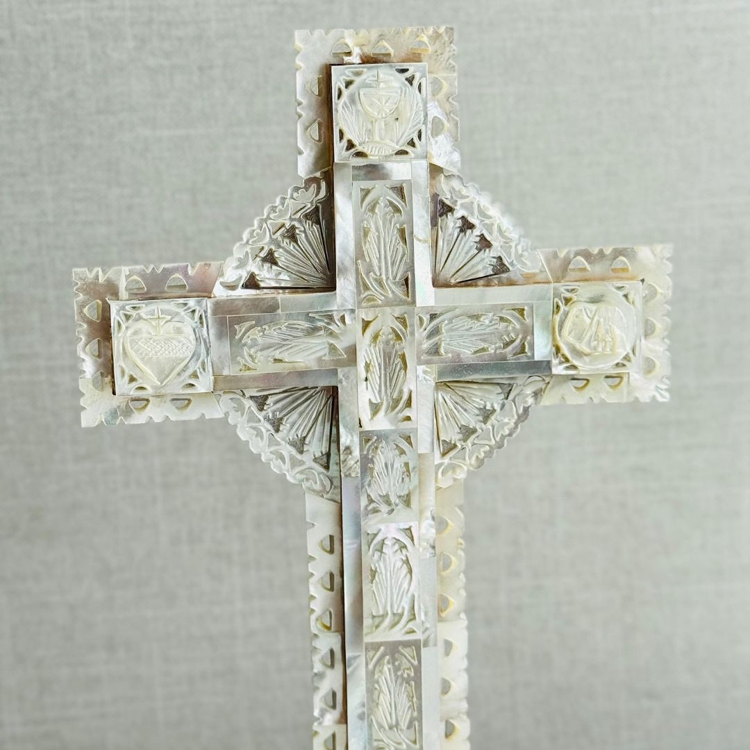 CRUZ DE TIERRA SANTA BROCADA CON CIRCULO - Imagen 2