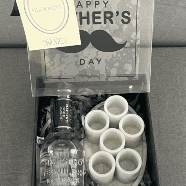 CAJA CON TEQUILA, TEQUILEROS Y ATE - Imagen 2
