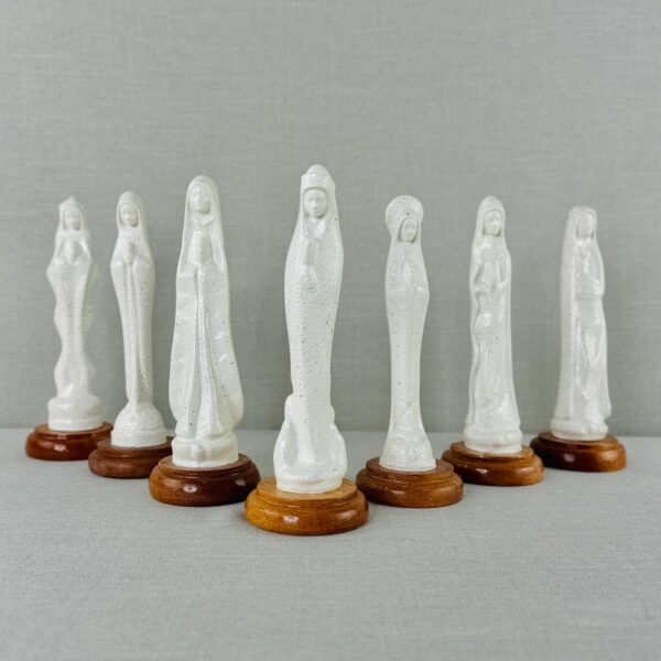 VIRGEN MINI COLECCIÓN DE ARCILLA