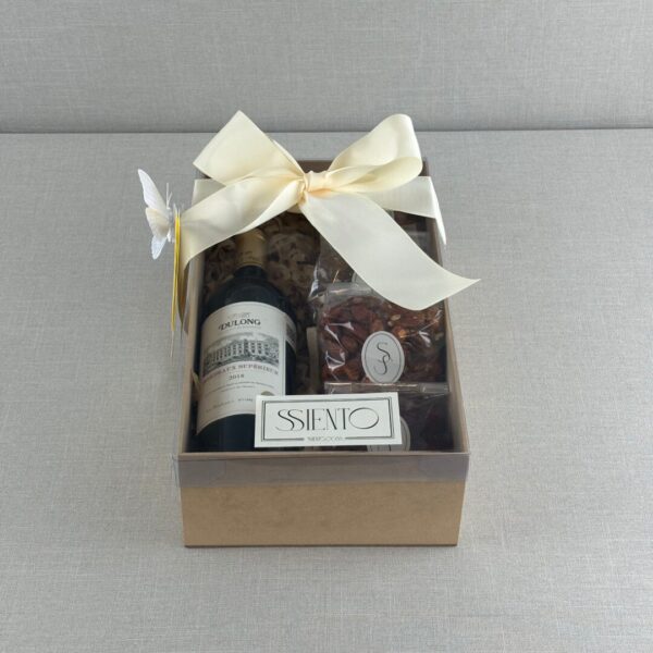 CAJA CON BOTELLA Y BOTANA - Imagen 2