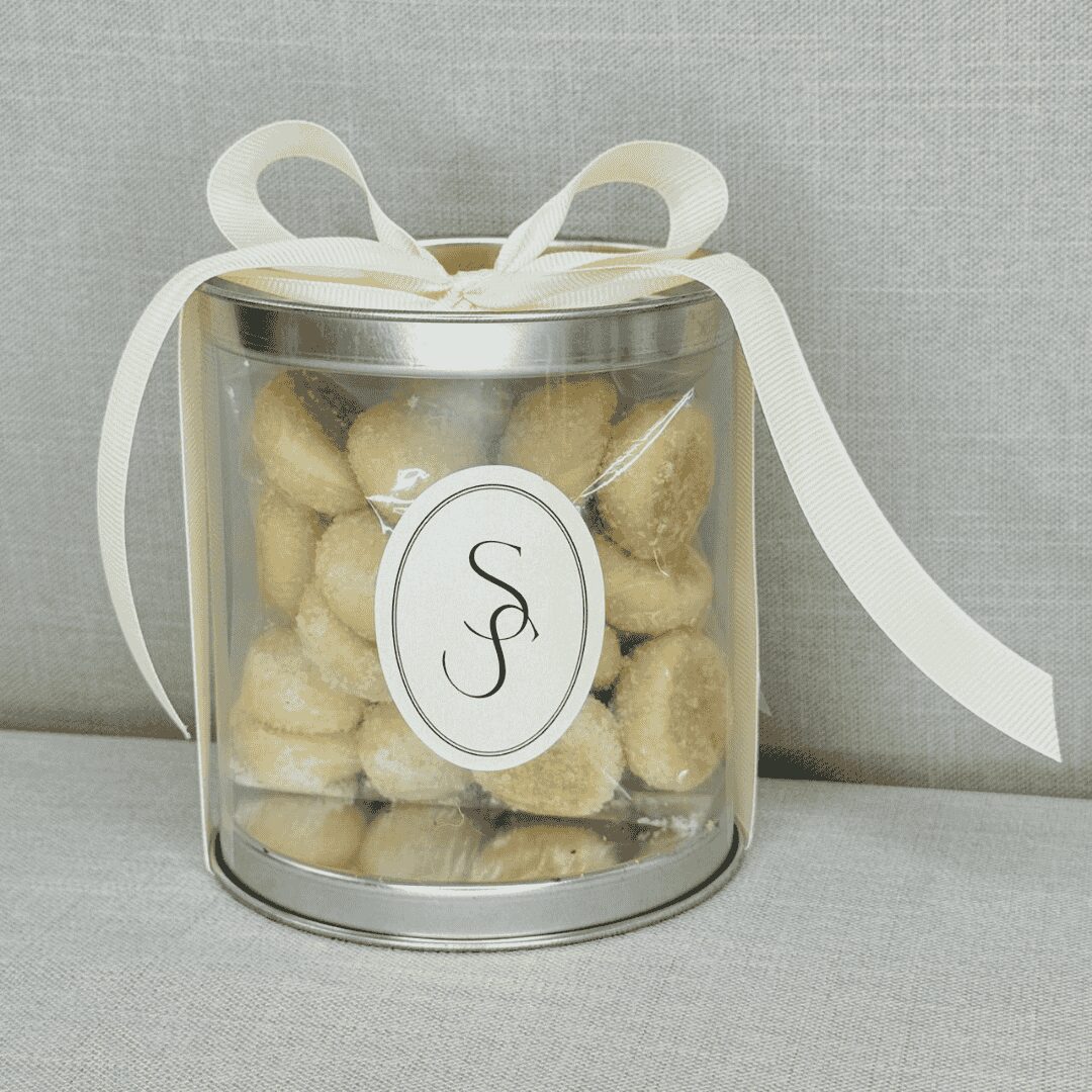 BOTE CON BOTANA DE POLVORONES