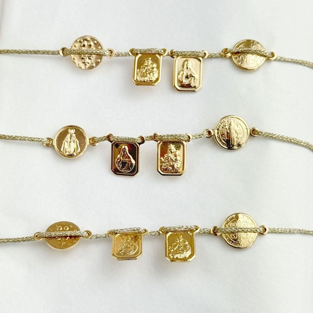 ESCAPULARIO DE PULSERA MUESTRA DE CERCA