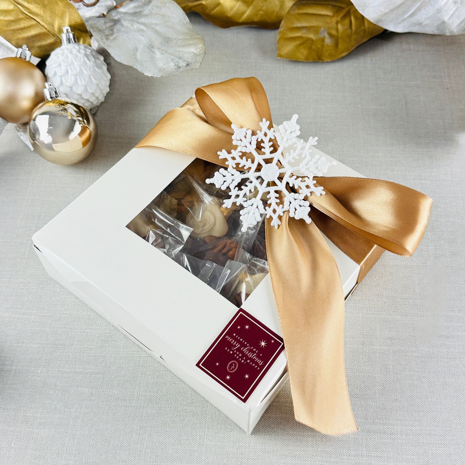 CAJA CON MIX DE CHOCOLATES