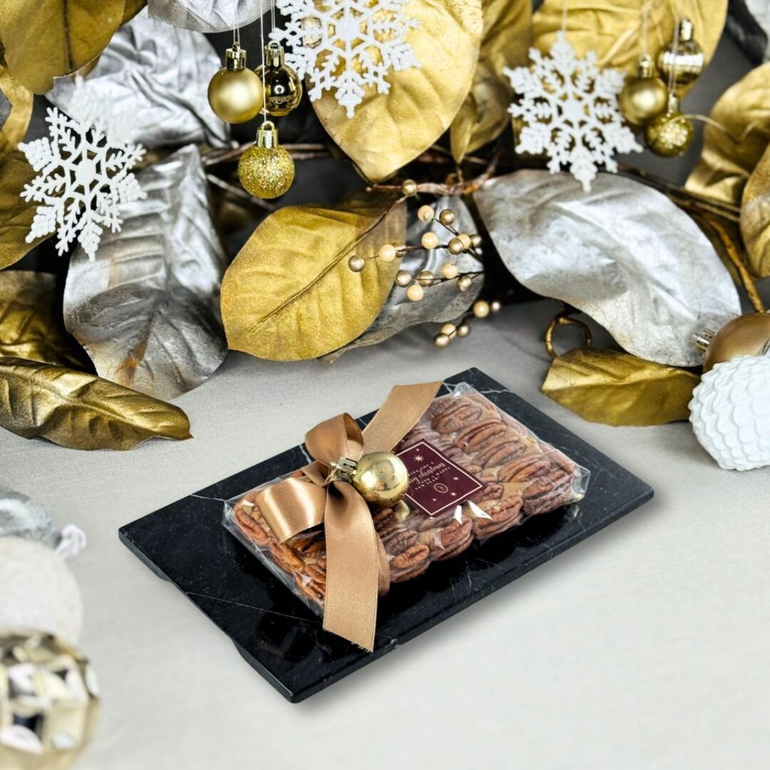 DULCE DE NUEZ EN TABLA  DE MÁRMOL