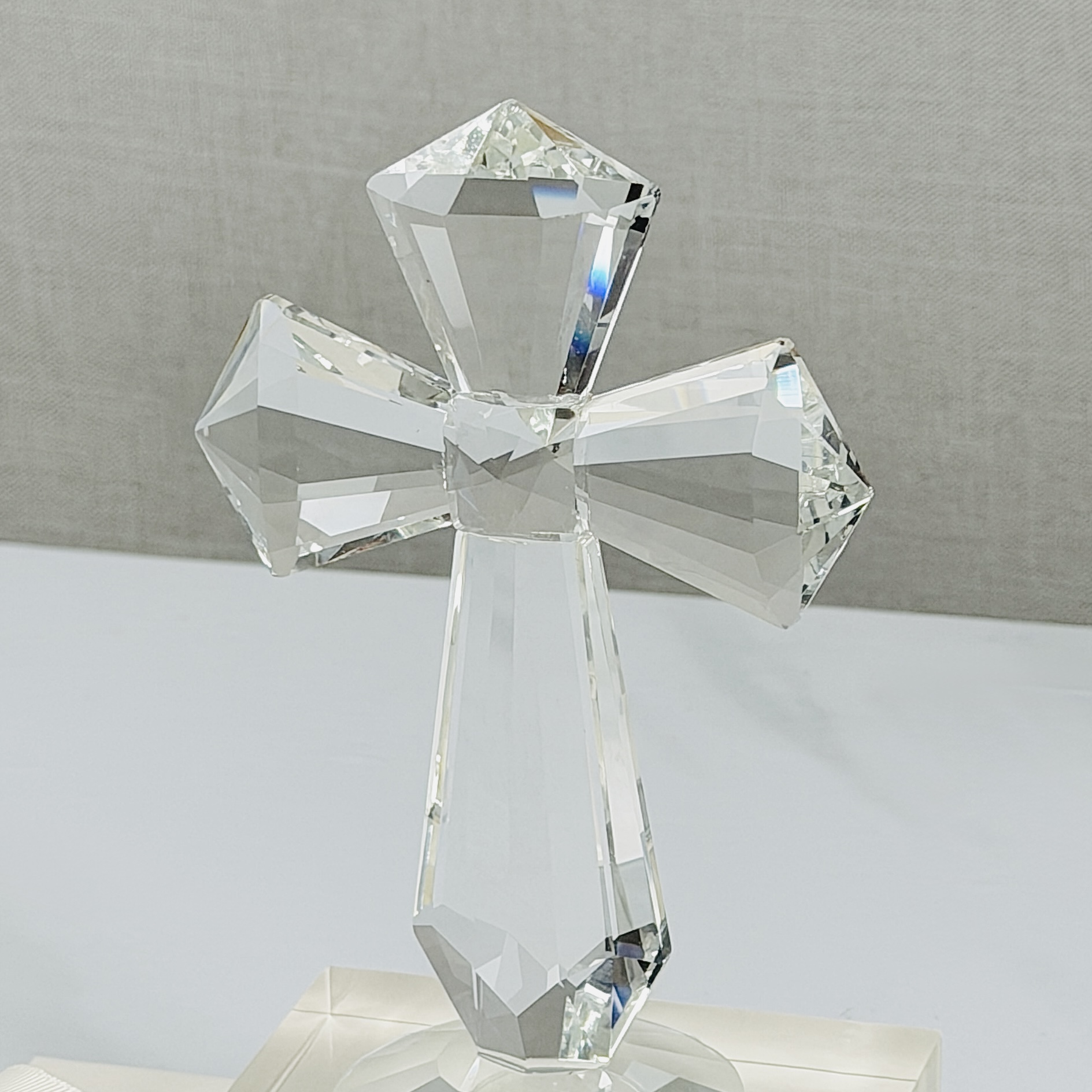 CRUZ DE CRISTAL - Imagen 6
