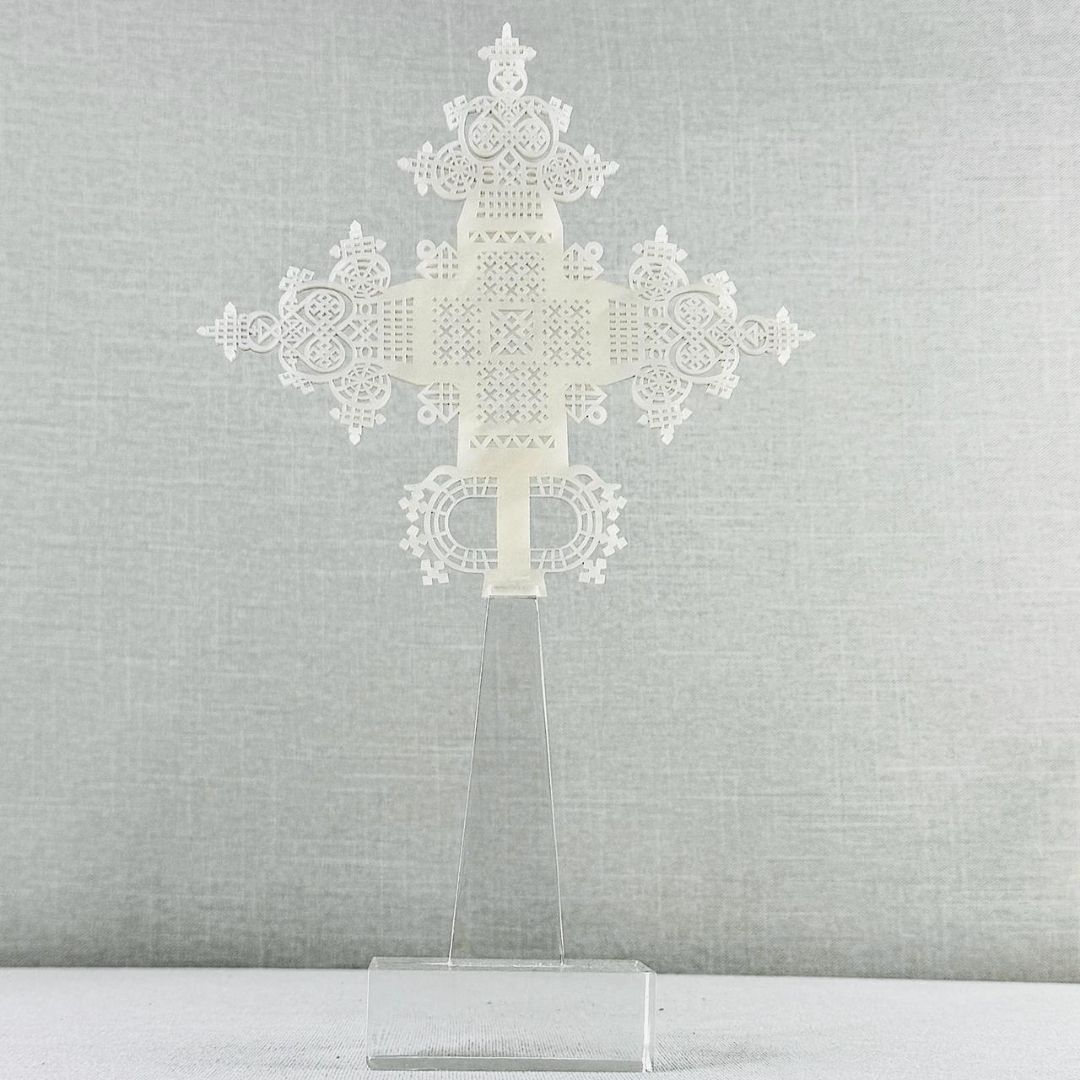 CRUZ DE ACRÍLICO NACARADA - Imagen 3